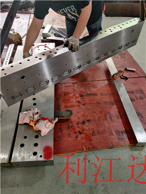 熔噴布模具 熔噴布模具